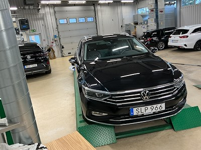 Volkswagen PASSAT TDI 200 4M SC Executive Drag Varmare Skinn