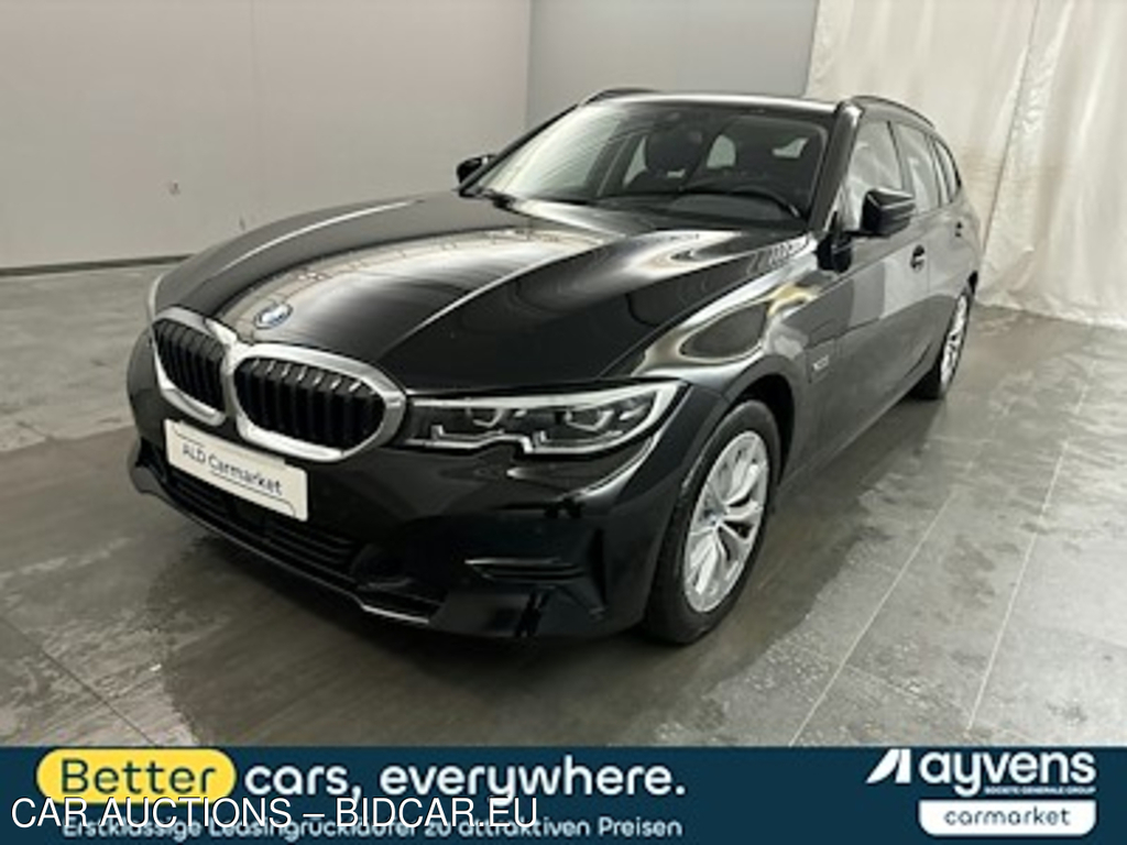 BMW 3er BMW 320e Touring xDrive Aut. Advantage Kombi, 5-turig, Automatik, 8-Gang