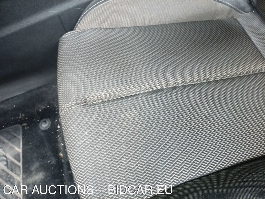 Ds Ds 7 crossback diesel DS 7 CROSSBACK 1.5 BLUEHDI SO CHIC (EU6.2), 2019