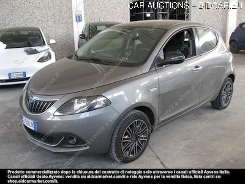 Lancia ypsilon ecochic 1.0 firefly 70cv -