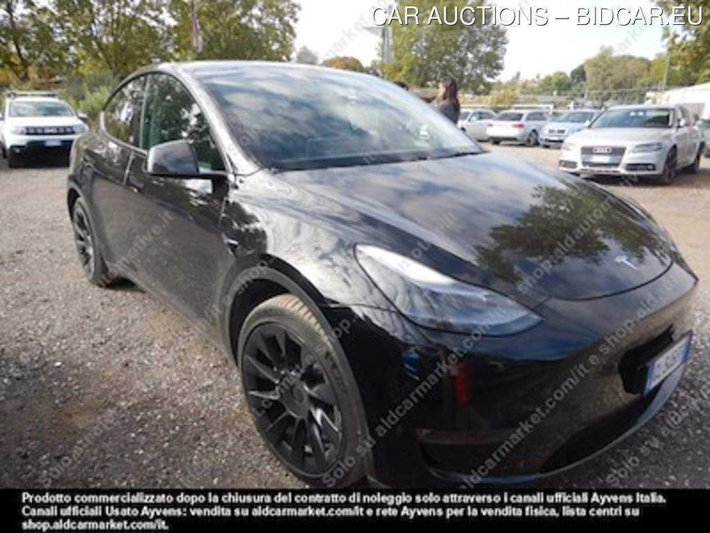 Tesla model Y 75 kwh dual -
