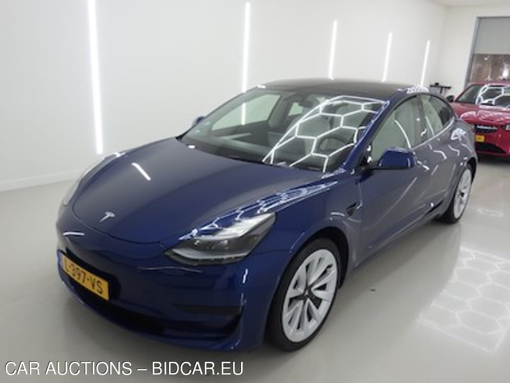 Tesla Model 3 Standard Range Plus RWD 4d