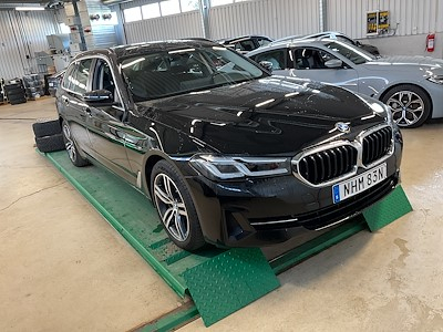 BMW 5-serie 520d Touring Connected Display Key Rattvarme
