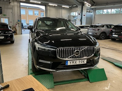 Volvo XC60 T6 Recharge 350 AWD Inscription VOC Drag Pano