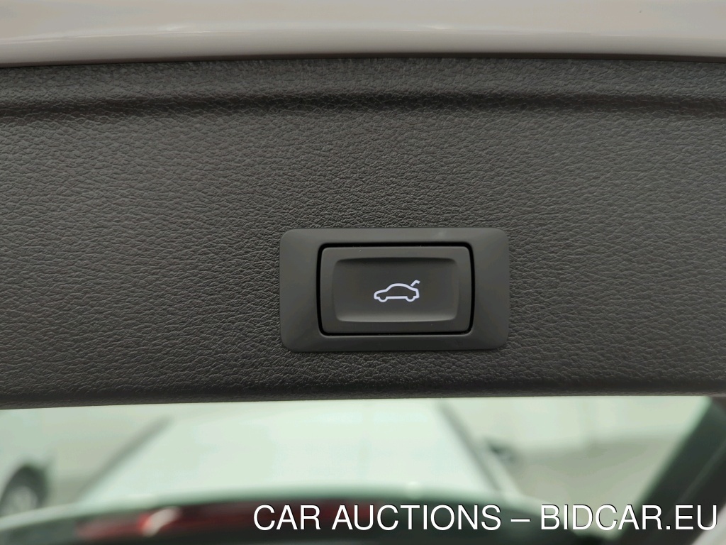 Audi A4 40 Tdi Attraction STronic Quattro