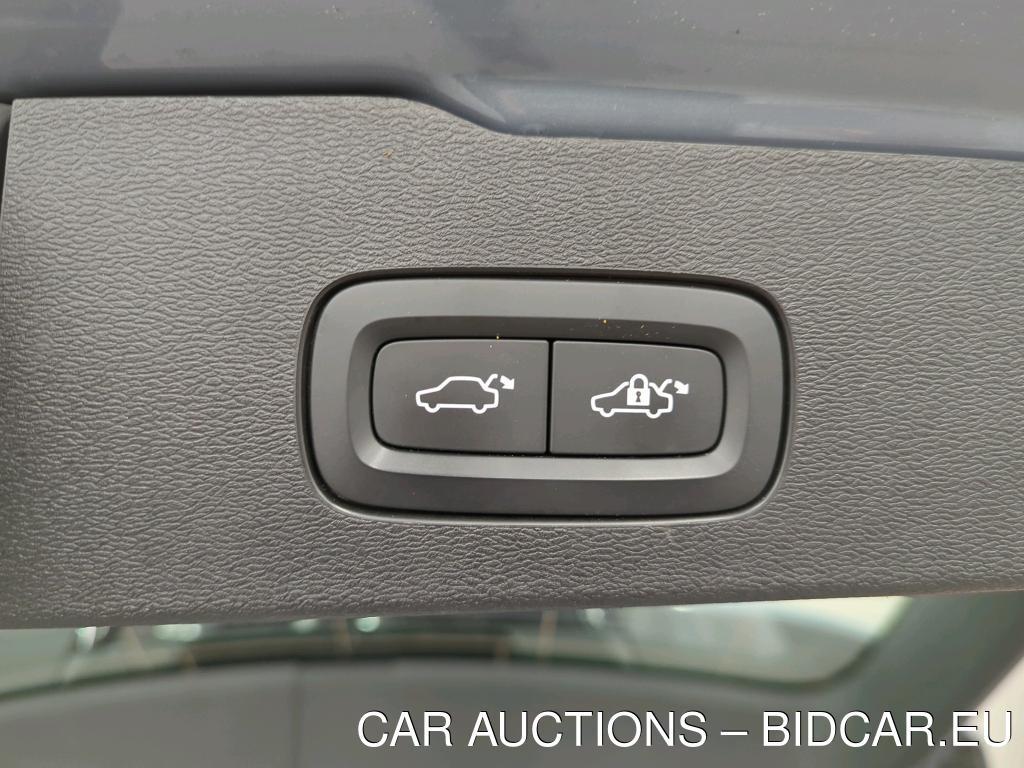 Volvo V60 2.0 B4 DIESEL MOMENTUM GEARTRONIC