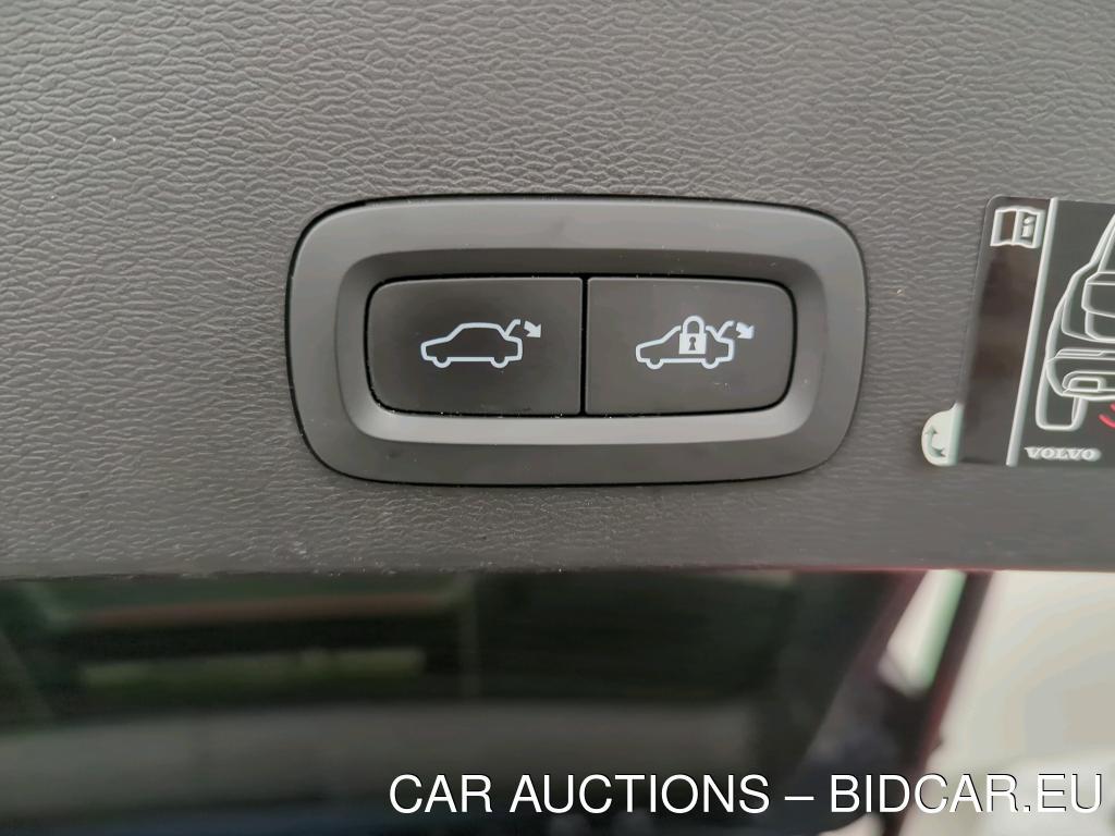 Volvo XC40 BEV 78KWH PURE EL RECHARGE TWIN PRO