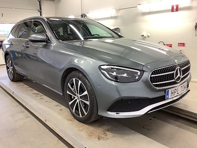 Mercedes-Benz E-Class 300 de T 4MATIC Avantgarde Drag Kamera