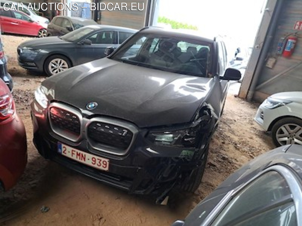 BMW IX3 80KWH AUTO