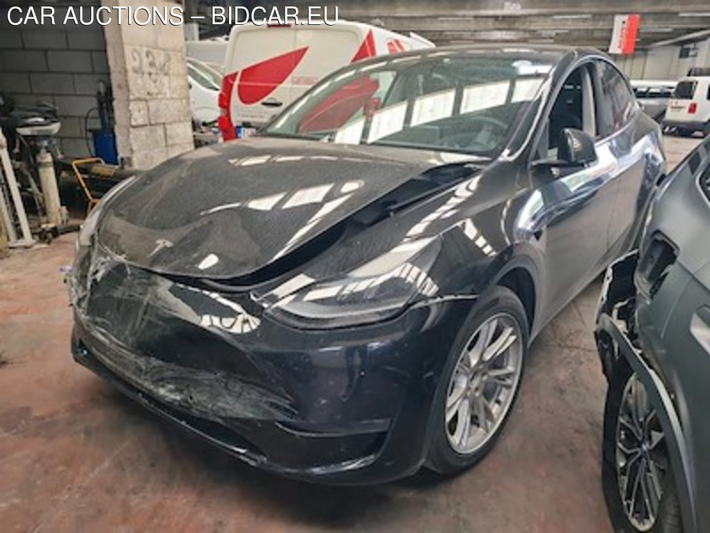 Tesla Model Y BEV LONG RANGE AUTO 4WD
