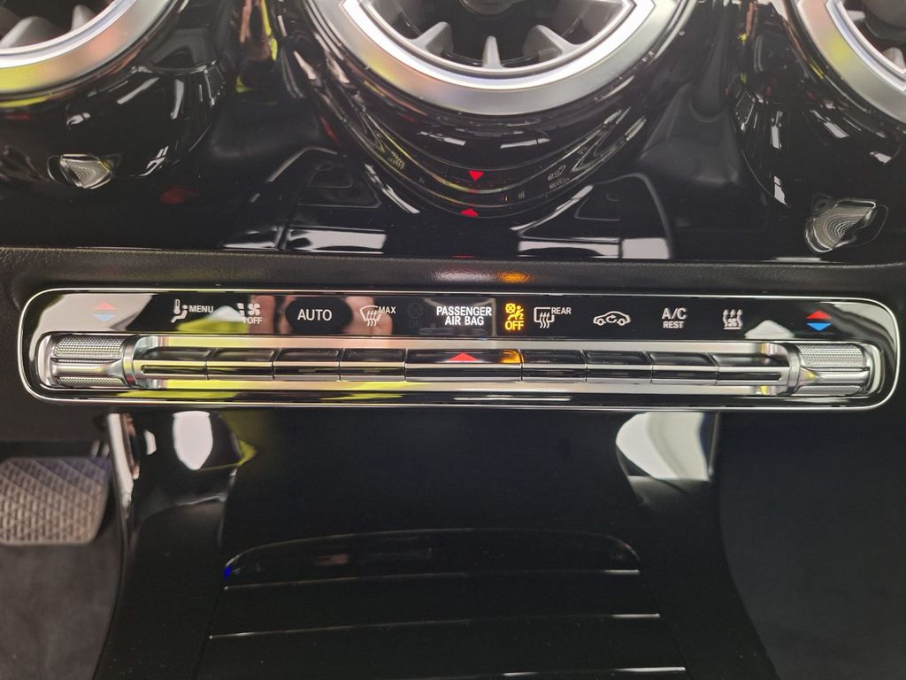 Mercedes A-klasse-bm177 18. MERCEDES-BENZ A-KLASSE A 250 E BUSINESS SOLUTION 5, 2020