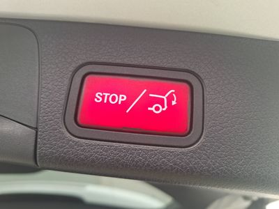 Mercedes Glb-klasse-bm24 19. MERCEDES-BENZ GLB GLB 180 D BUSINESS SOLUTION 5D, 2021