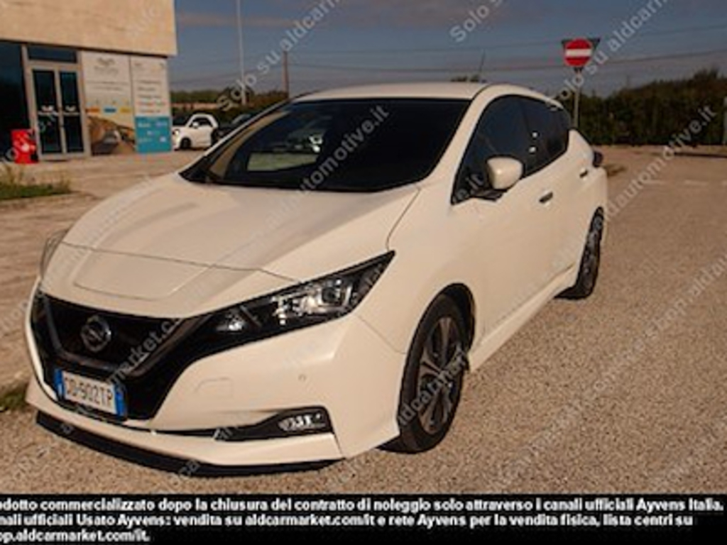 Nissan leaf n-connecta 40kwh hatchback 5-door -