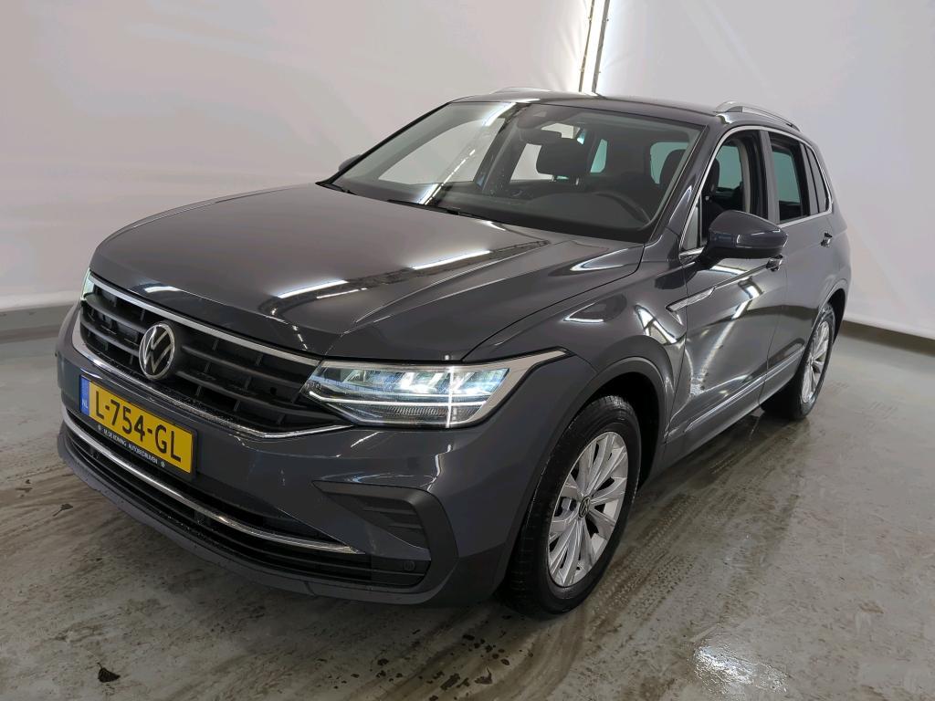 Volkswagen Tiguan 1.5 TSI LIFE BUSINESS, 2021