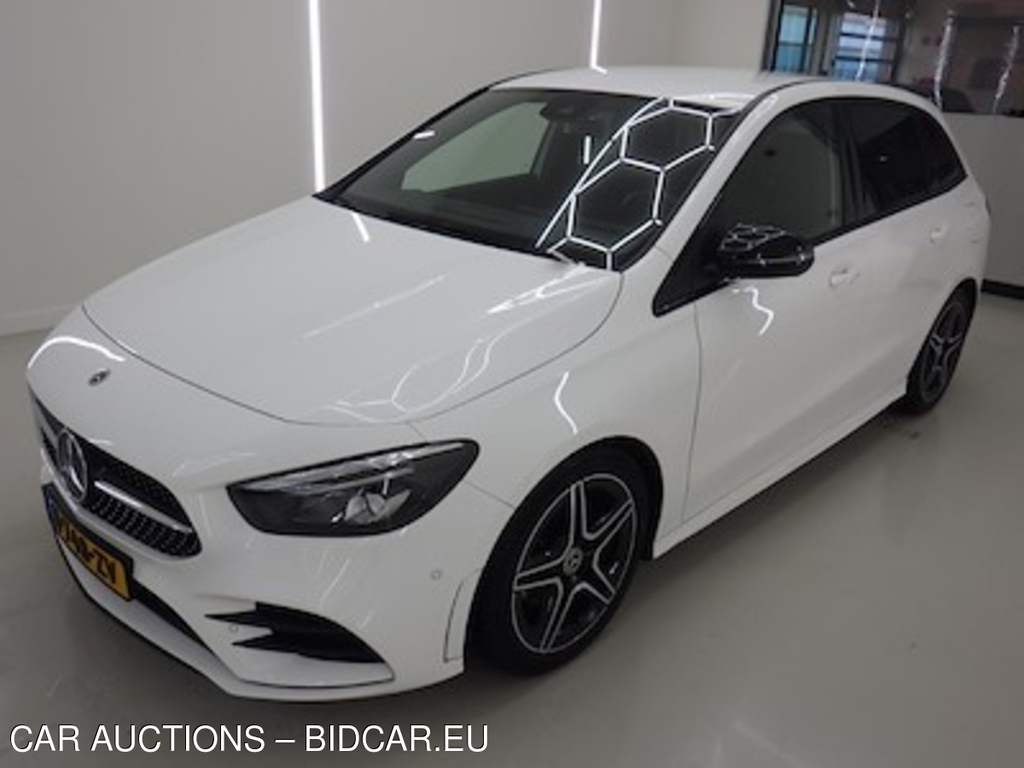 Mercedes-Benz B-Klasse B 180 D 8G-DCT Business Solution AMG 5d