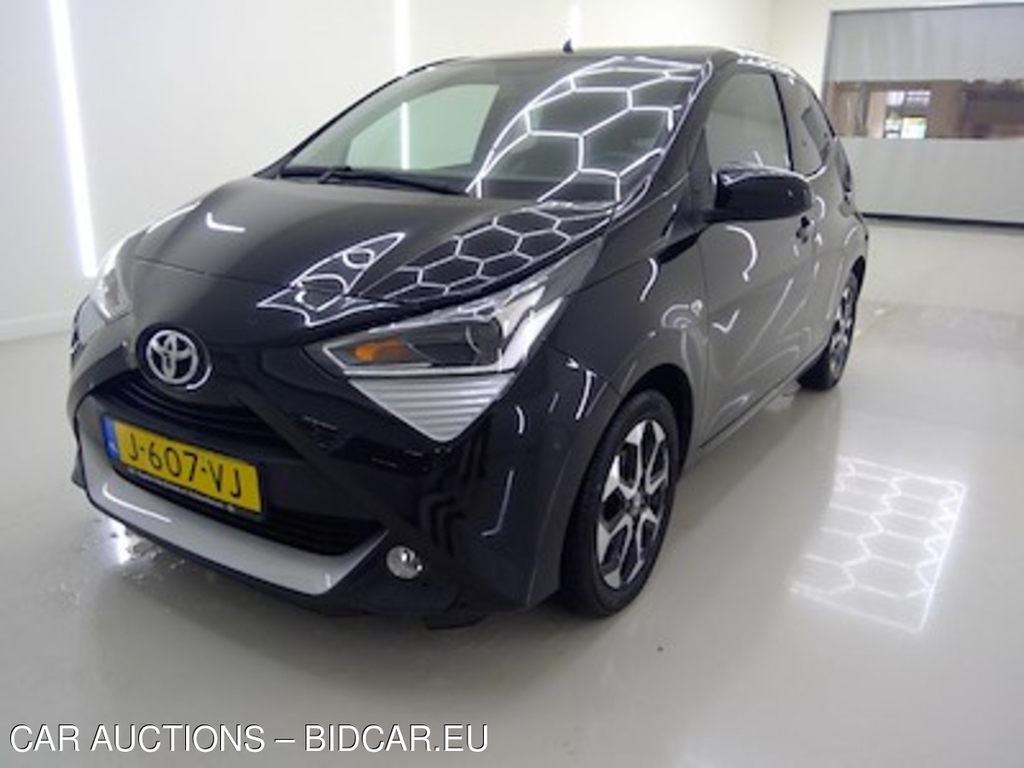 Toyota Aygo 1.0 VVT-i x-joy 5d