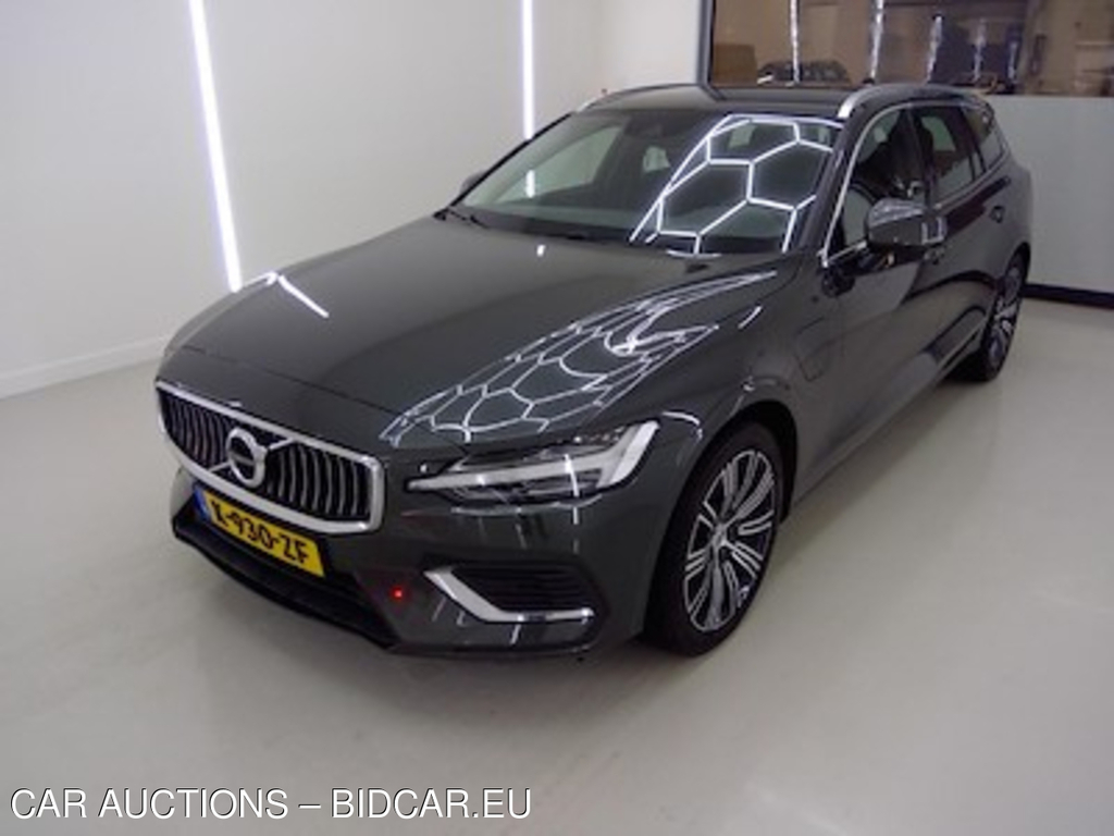Volvo V60 Recharge T6 AWD Automaat Buss Pro 5d
