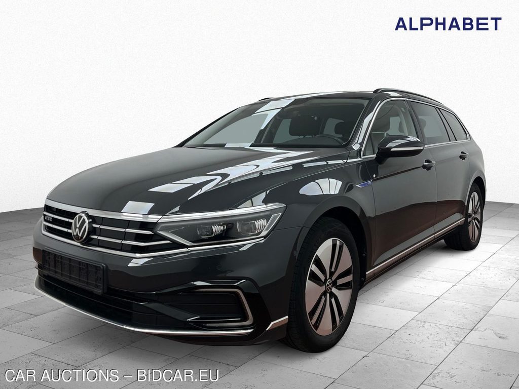 Volkswagen Passat Variant 1.4 TSI Plug-In-Hybrid DSG GTE, 2021