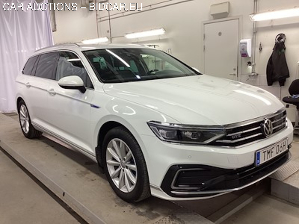 Volkswagen Passat GTE SC Executive Drag Varmare