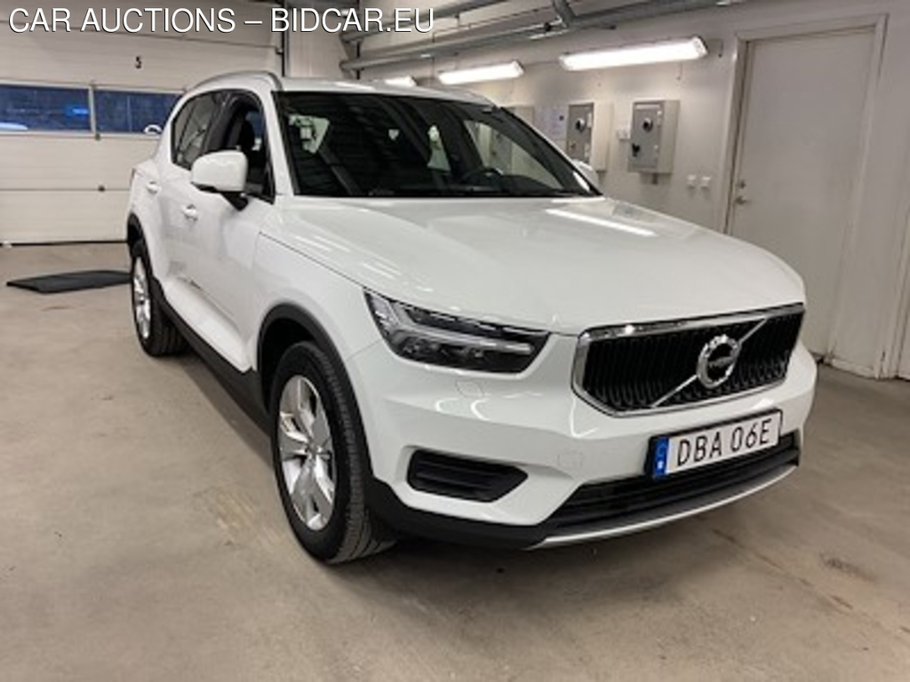 Volvo XC40 T2 Momentum Klimatpkt Navi Pro