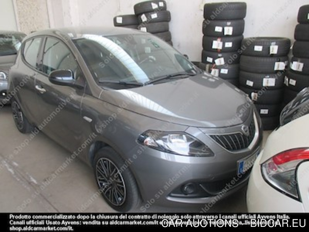 Lancia ypsilon ecochic 1.0 firefly 70cv -