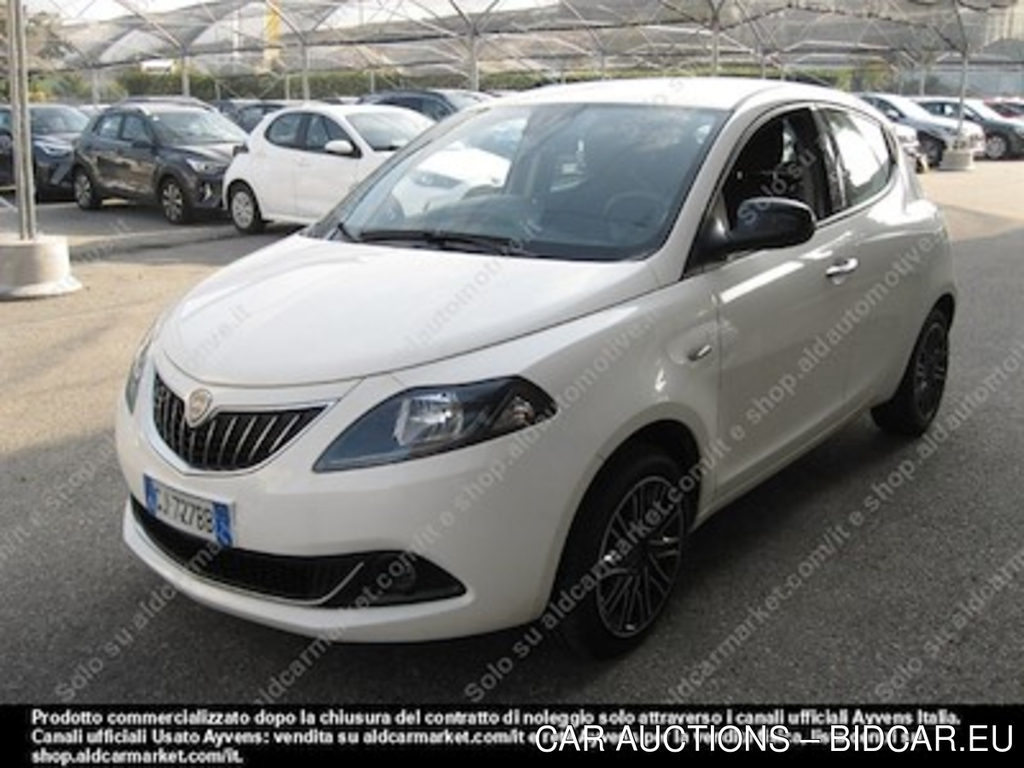 Lancia ypsilon ecochic 1.0 firefly 70cv -
