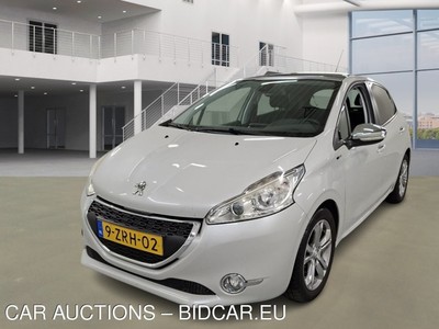 Peugeot 208 1.2 PURETECH STYLE PACK PLUS, 2015
