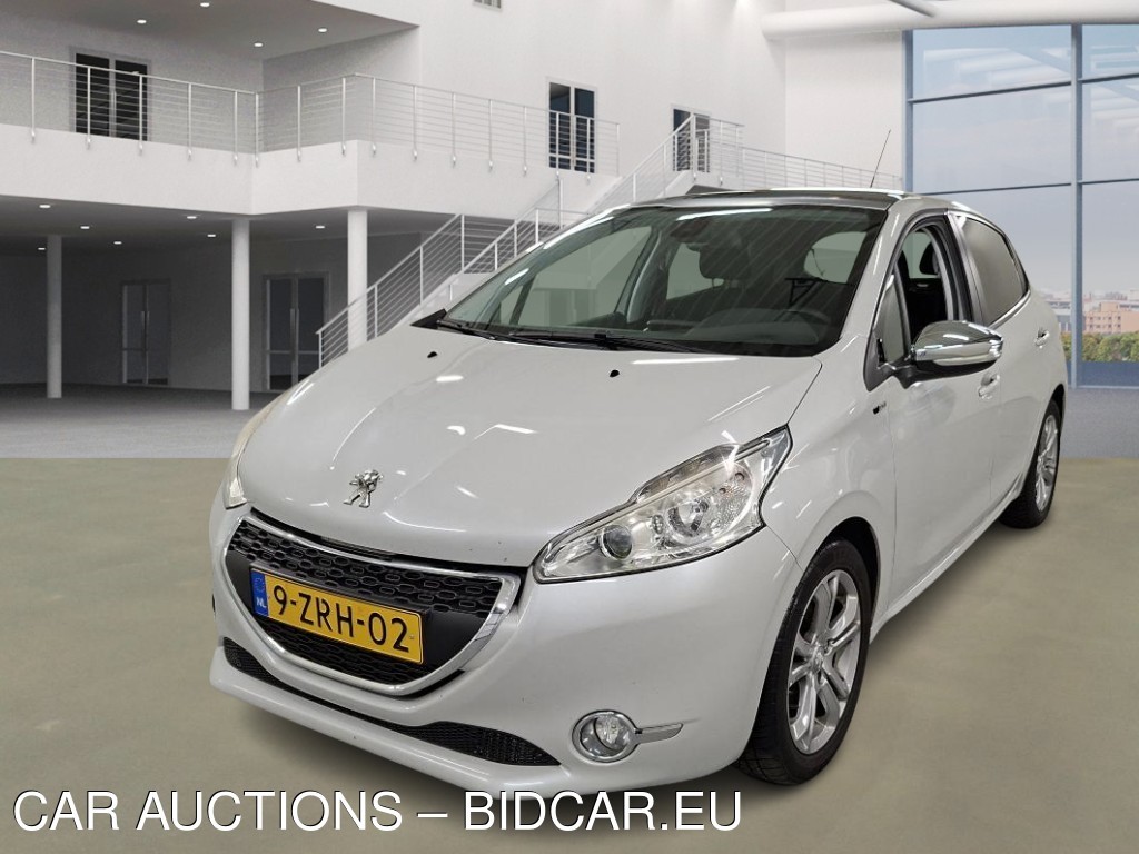 Peugeot 208 1.2 PURETECH STYLE PACK PLUS, 2015