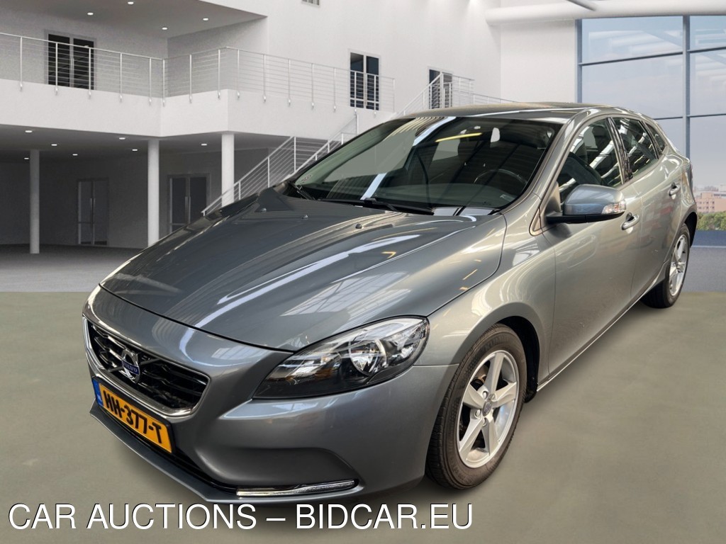 Volvo V40 1.6 D2 MOMENTUM, 2014