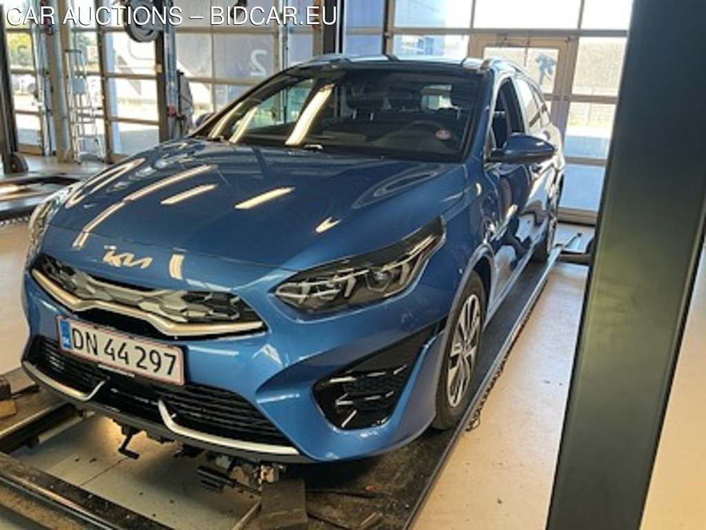 Kia Ceed 1.6 Gdi Phev 141 Prestige Dct MY22 UA!