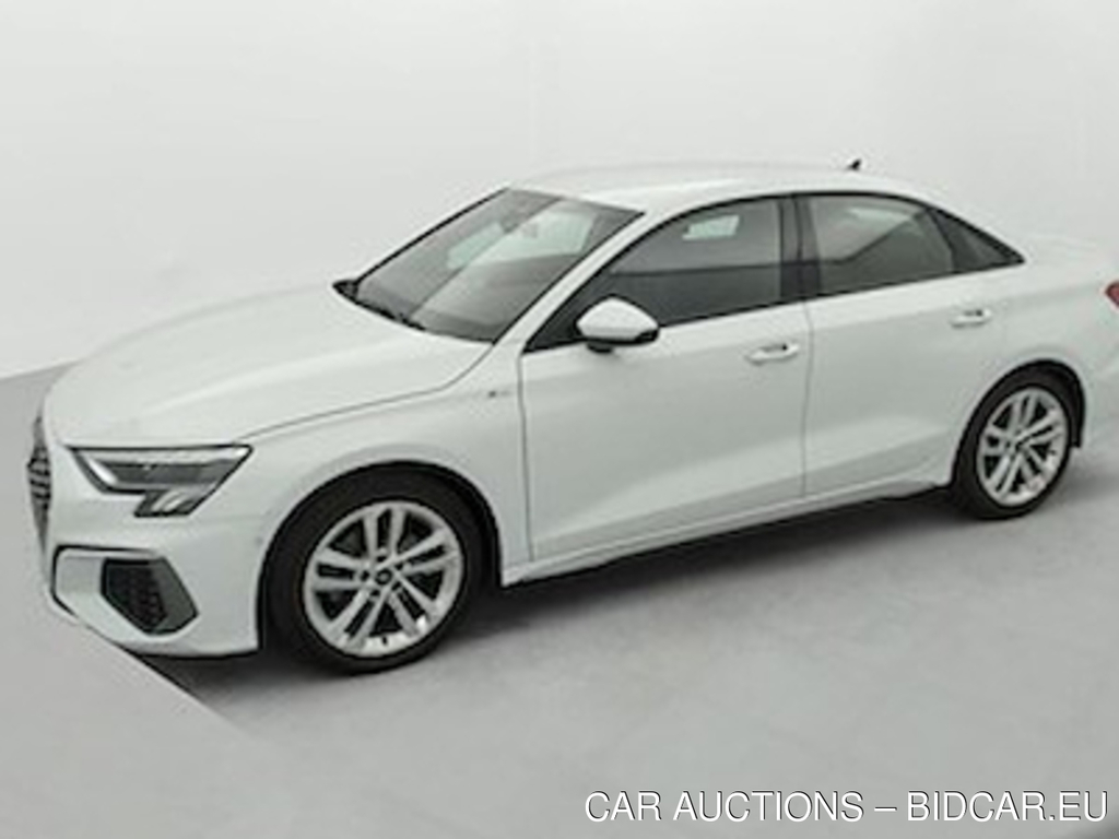 Audi A3 berline 2.0 tdi 35 110kw 150CV S LINE NAVI