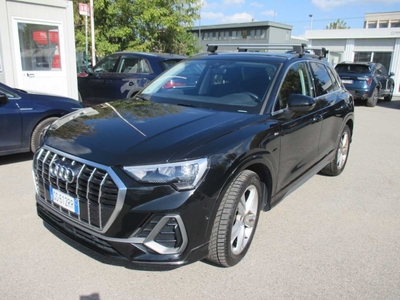 Audi Q3 35 TDI S tronic S Line Edition, 2021