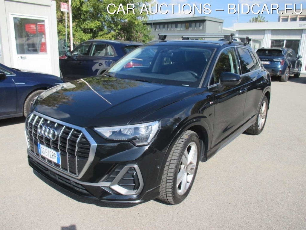 Audi Q3 35 TDI S tronic S Line Edition, 2021