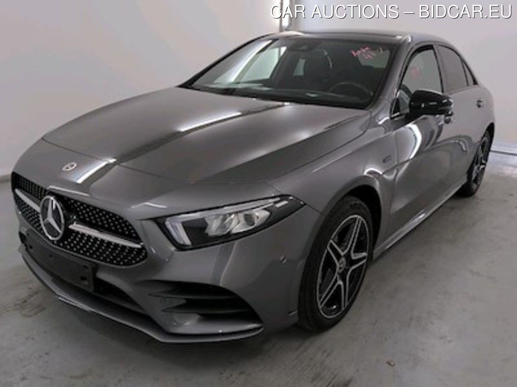 Mercedes-Benz A-class limousine 1.3 A 250 E DCT Advantage Night