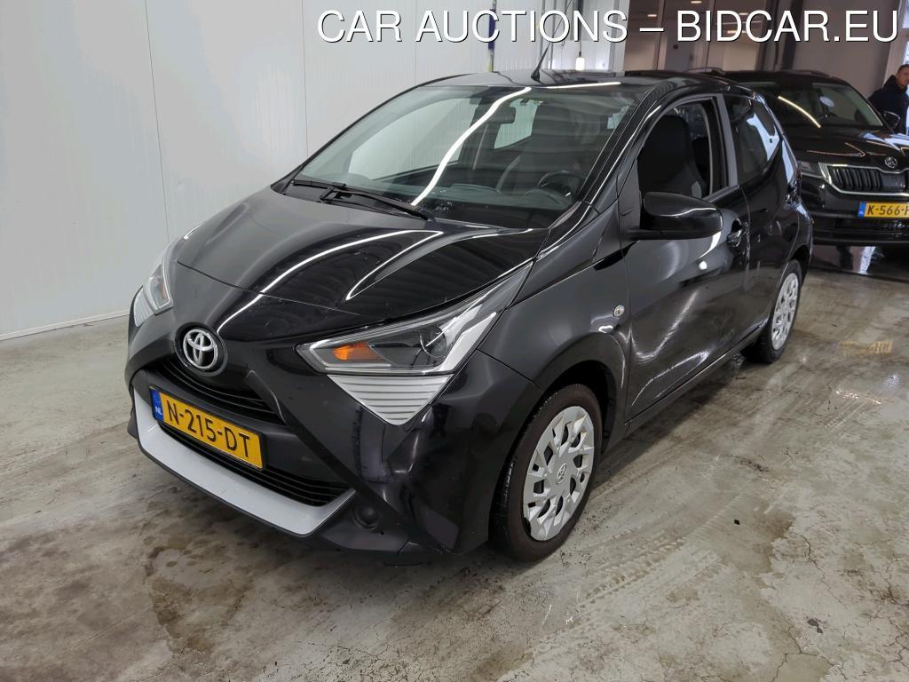 Toyota Aygo 1.0 VVT-i 53kW X-Play, 2021