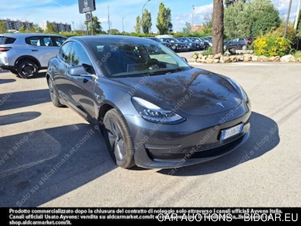 Tesla model 3 75 kwh long -