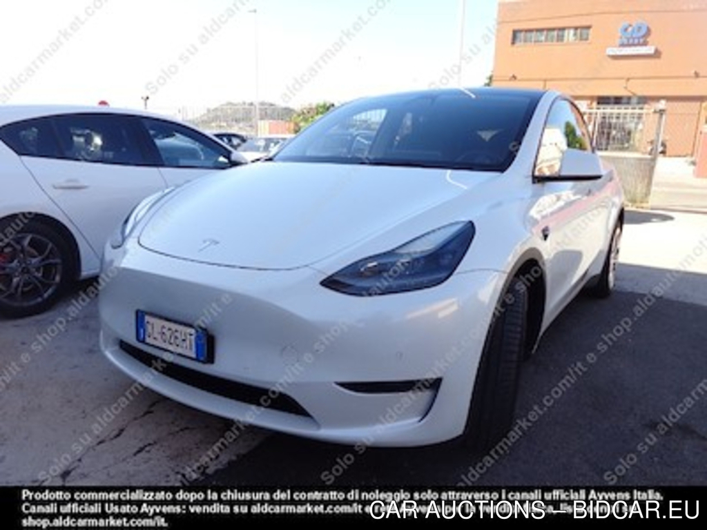 Tesla model Y 75 kwh dual -