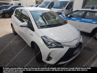 Toyota yaris 1.5 hybrid active hatchback -