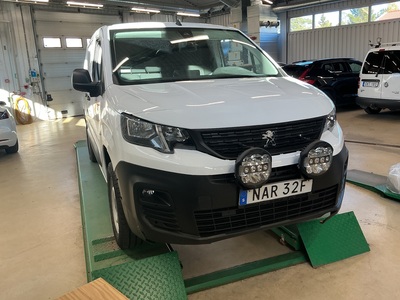 Peugeot Partner 1.5 BlueHDi 130 4x4 L2H1 Pro Drag Varmare