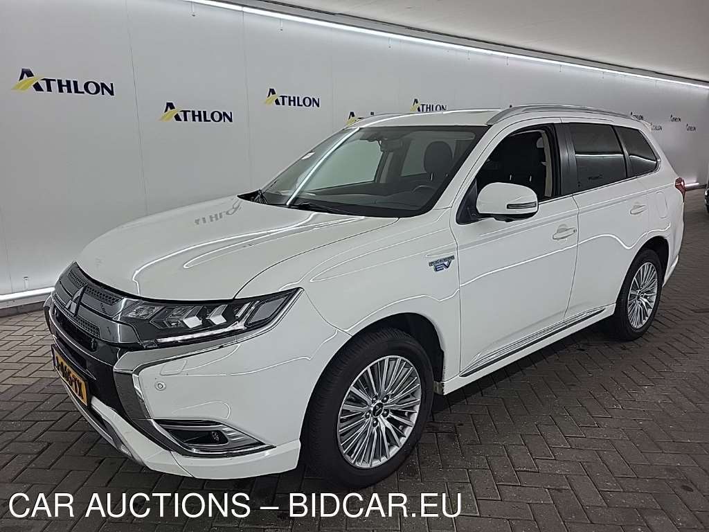 Mitsubishi Outlander PHEV INTENSE+ 5D 165KW, 2020