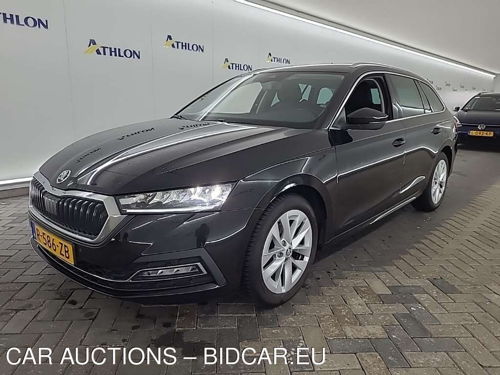 Skoda Octavia combi 1.0 TSI GREENTECH BUSINESS EDITION PLUS 5D 81KW, 2023