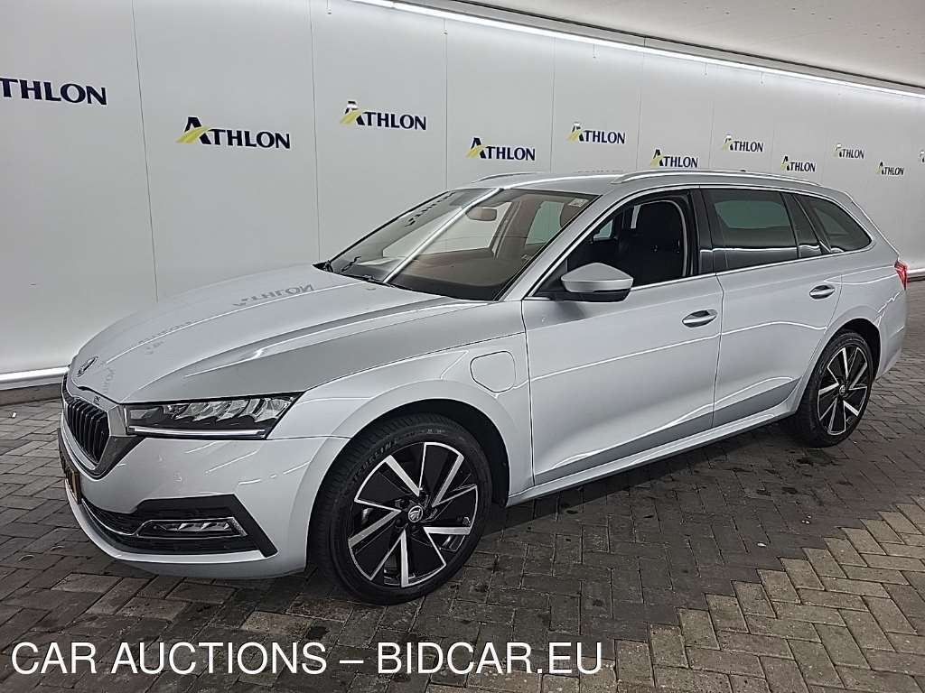 Skoda Octavia combi 1.4 TSI IV PHEV DSG BUSINESS EDITION 5D 150KW, 2021