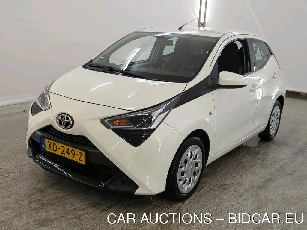Toyota Aygo 1.0 VVT-I X-PLAY, 2019