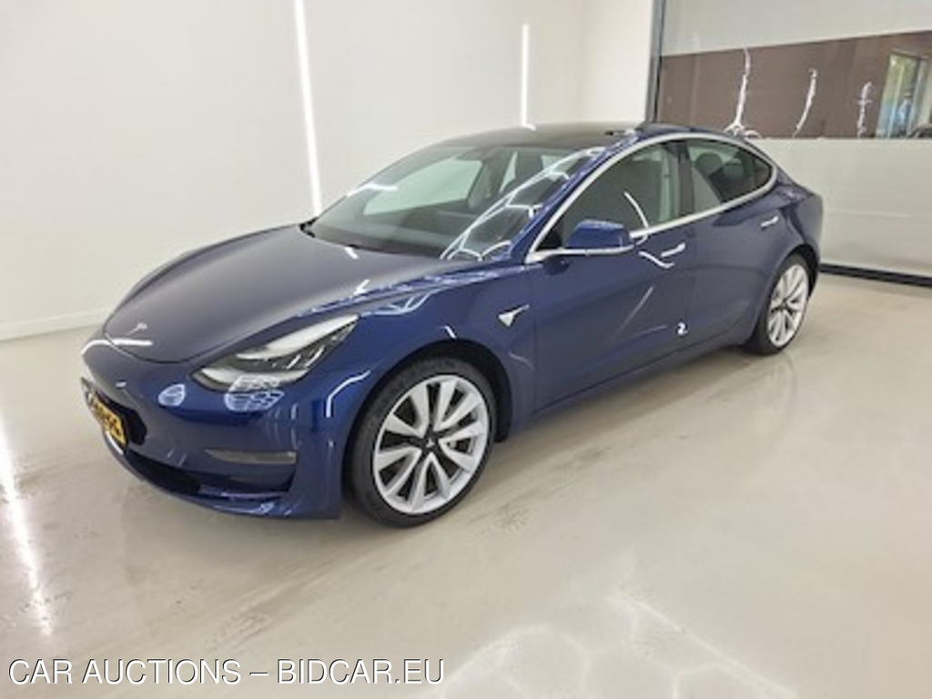 Tesla Model 3 Long Range Dual Motor AWD 4d