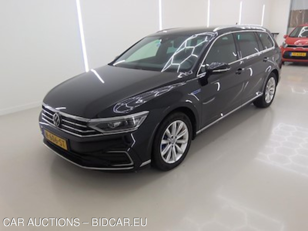Volkswagen Passat variant 1.4 TSI PHEV 6-DSG GTE Business 5d