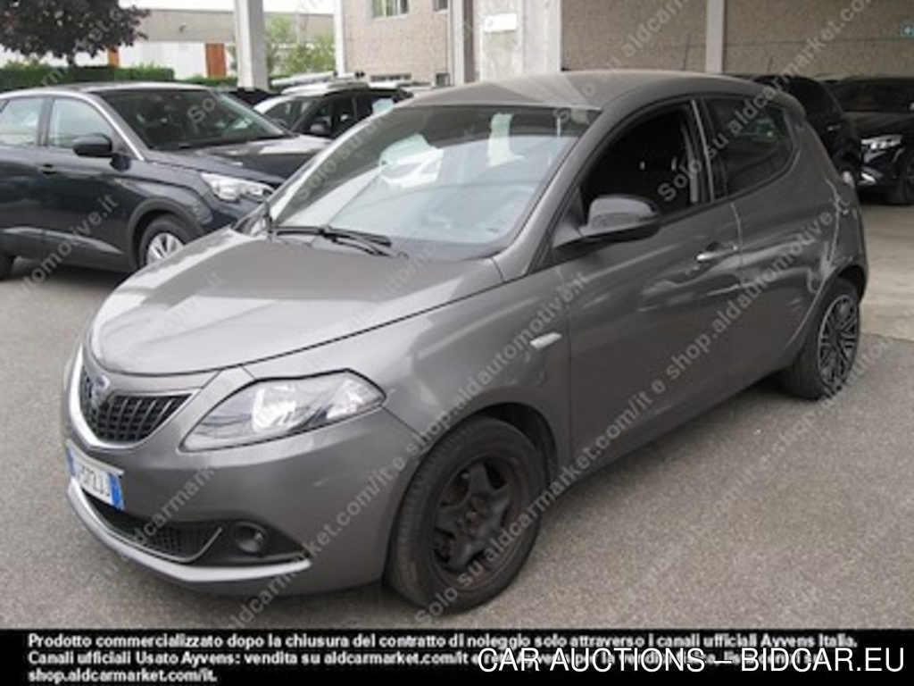 Lancia ypsilon ecochic 1.0 firefly 70cv -