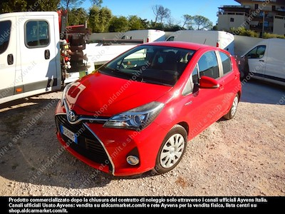 Toyota yaris 1.5 hybrid business -