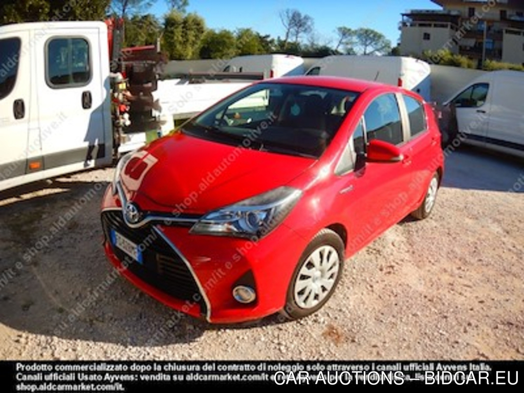 Toyota yaris 1.5 hybrid business -