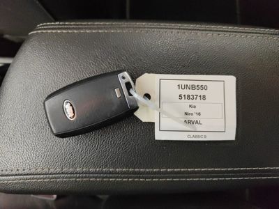 Kia Niro BUSINESS FUSION 1.6 GDI HEV 6DCT 5D, 2018