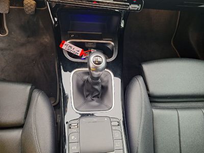 Mercedes A-klasse-lim-17 BERLINE 18. MERCEDES-BENZ A-KLASSE LIMOUSINE A 180 BUSINESS SO, 2021